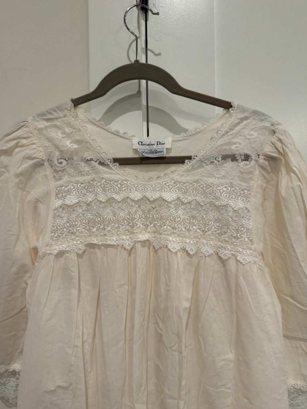 Christian Dior Vintage Peach Pink Nightgown W Ivory Lace Oversized OS Fit in EUC - Picture 7 of 13